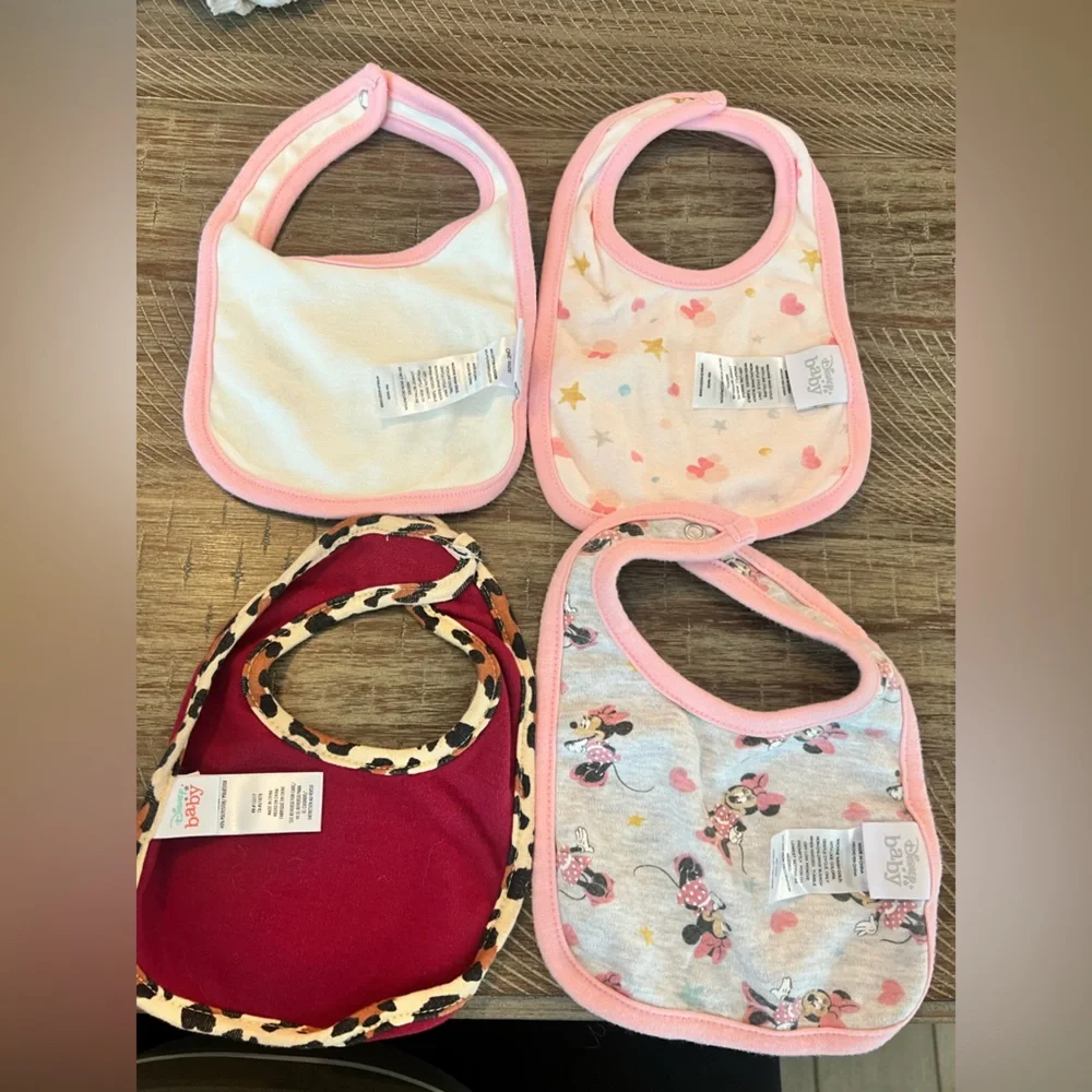 Set of 4 Disney Minnie Mouse cloth bibs